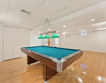 
1239 Barnwood Sq Liverpool, Pickering 4 beds 4 baths 2 garage $1.18M