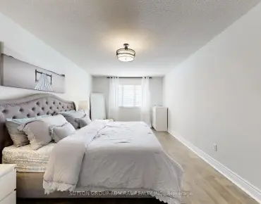 
1802 Stallion Chse Highbush, Pickering 4 beds 4 baths 1 garage $1.16M