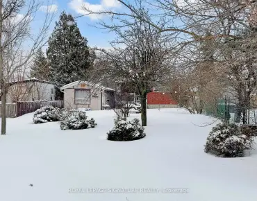 
354 Cedarvale Ave Woodbine-Lumsden, Toronto 2 beds 1 baths  garage $549.9K