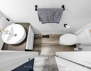 69 Horseley Hill Dr Malvern, Toronto 3 beds 2 baths 1 garage $749.888K