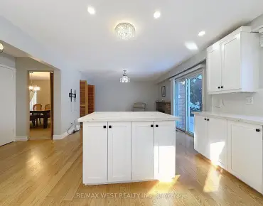 46 Cardigan Rd Stonegate-Queensway, Toronto 3 beds 2 baths 1 garage $1.549M