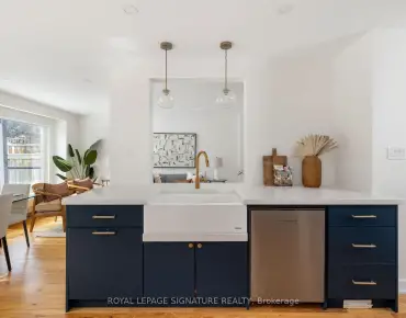 
Petticoat  West Shore, Pickering 4 beds 4 baths  garage $850K