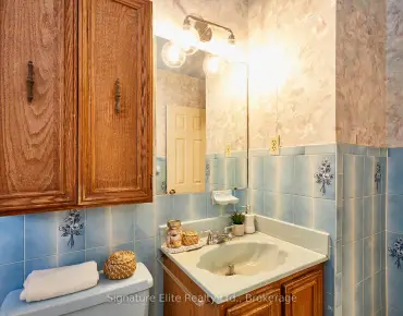 10 Eldon Ave Crescent Town, Toronto 2 beds 2 baths  garage $815K