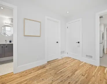 
217 Moore Park Ave <a href='https://luckyalan.com/community.php?community=Toronto:Newtonbrook West'>Newtonbrook West, Toronto</a> 3 beds 1 baths  garage $1.149M