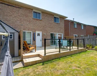 
Woodsmere  Amberlea, Pickering 3 beds 3 baths 2 garage $1.188M