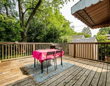 
155 Neville Park Blvd The Beaches, Toronto 3 beds 1 baths  garage $1.15M