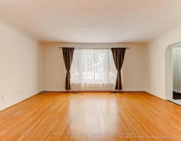 
90 Trinnell Blvd Clairlea-Birchmount, Toronto 3 beds 2 baths  garage $799.9K
