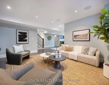 
18 Laver Rd Eringate-Centennial-West Deane, Toronto 3 beds 2 baths 2 garage $1.25M