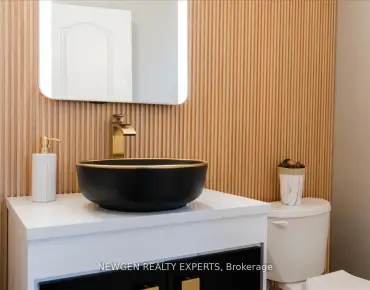 
92 Tower Dr Wexford-Maryvale, Toronto 3 beds 2 baths 1 garage $789K