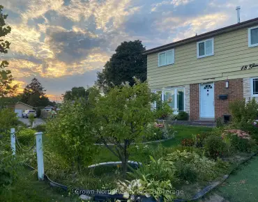 
2 Lapworth Cres Steeles, Toronto 4 beds 4 baths 2 garage $1.659M