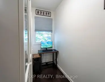 
819 Craven Rd Greenwood-Coxwell, Toronto 2 beds 1 baths  garage $700K
