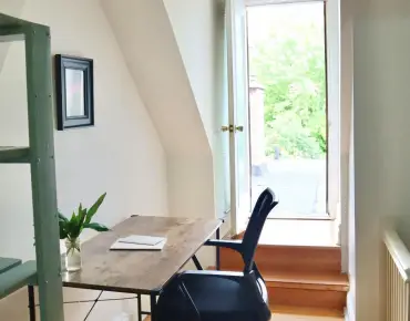 46 Thyra Ave Crescent Town, Toronto 3 beds 2 baths  garage $699K