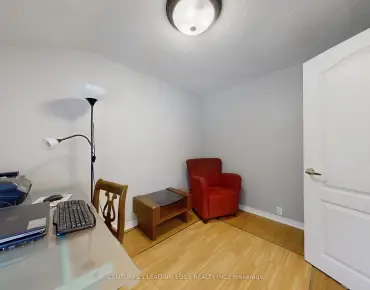 15 Sandale Gdns <a href='https://luckyalan.com/community_CN.php?community=Toronto:Bathurst Manor'>Bathurst Manor, Toronto</a> 3 beds 4 baths 2 garage $1.749M