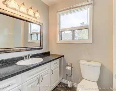 
923 Redbird Cres Liverpool, Pickering 3 beds 4 baths 1 garage $999.999K