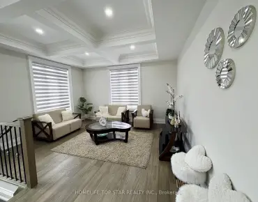 40 River St Regent Park, Toronto 4 beds 2 baths  garage $1.689M