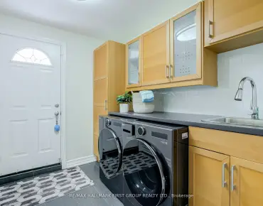 520 McLeod Cres Rosebank, Pickering 4 beds 3 baths 2 garage $1.34M
