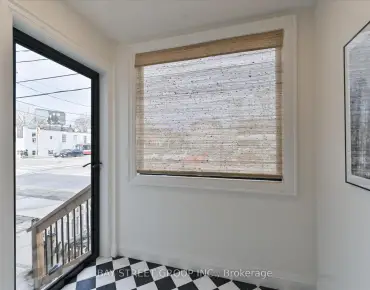 
Coleridge  Woodbine-Lumsden, Toronto 2 beds 2 baths  garage $899K