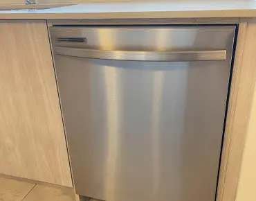 1002 Rambleberry Ave Liverpool, Pickering 5 beds 4 baths 2 garage $1.299M