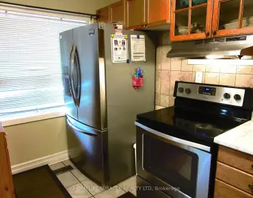 
Norlong  East York, Toronto 3 beds 3 baths  garage $1.189M