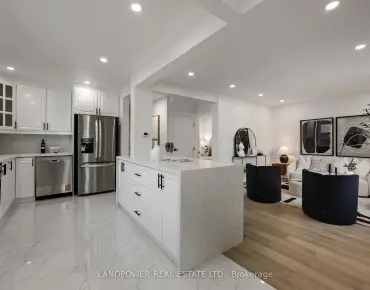 
790 The Queensway N/A Stonegate-Queensway, Toronto 2 beds 3 baths 2 garage $1.149M