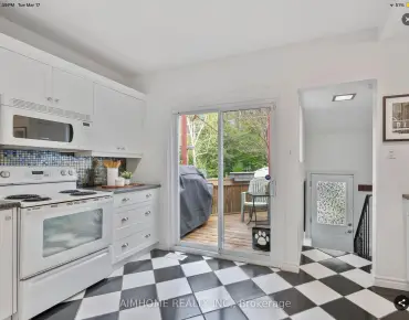 40 Castle Frank Cres <a href='https://luckyalan.com/community_CN.php?community=Toronto:Rosedale-Moore Park'>Rosedale-Moore Park, Toronto</a> 5 beds 5 baths 1 garage $4.575M
