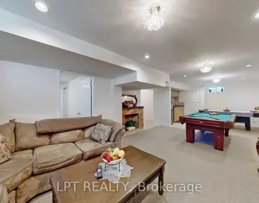 1887 Fairport Rd Dunbarton, Pickering 4 beds 4 baths 2 garage $1.19M
