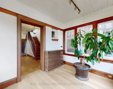 141 Latimer Ave <a href='https://luckyalan.com/community_CN.php?community=Toronto:Lawrence Park South'>Lawrence Park South, Toronto</a> 3 beds 4 baths 1 garage $2.195M