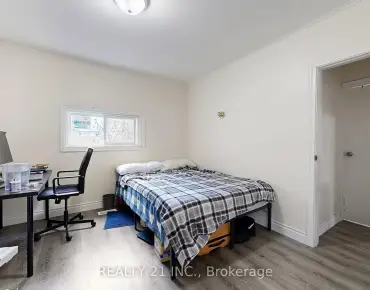 
18 De Marco Blvd Rustic, Toronto 3 beds 2 baths  garage $1.05M