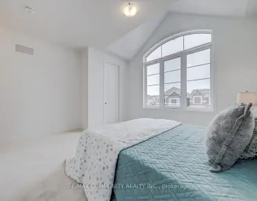 1741 Fairport Rd Dunbarton, Pickering 4 beds 4 baths 2 garage $999K