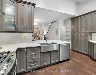 58 Keegan Cres York University Heights, Toronto 3 beds 2 baths 2 garage $1.139M