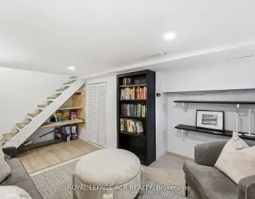 57 Forest Grove Dr <a href='https://luckyalan.com/community_CN.php?community=Toronto:Bayview Village'>Bayview Village, Toronto</a> 3 beds 3 baths 2 garage $2.625M