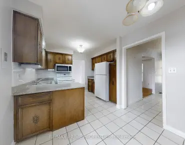 37 Lawnmere Cres Agincourt South-Malvern West, Toronto 3 beds 4 baths 2 garage $949K