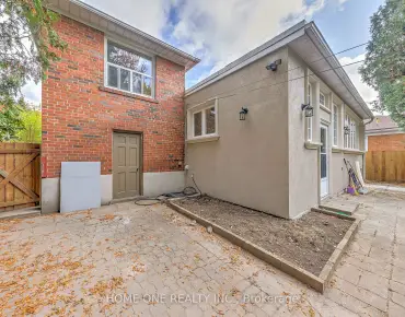
1 Thurloe Ave <a href='https://luckyalan.com/community.php?community=Toronto:Mount Pleasant West'>Mount Pleasant West, Toronto</a> 3 beds 4 baths 1 garage $2.95M
