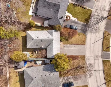 893 Douglas Ave Bay Ridges, Pickering 3 beds 2 baths 1 garage $1000K