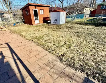 66 Dewlane Dr <a href='https://luckyalan.com/community_CN.php?community=Toronto:Newtonbrook West'>Newtonbrook West, Toronto</a> 4 beds 3 baths 1 garage $1.589M