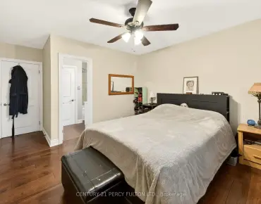 
1138 Tanzer Crt Bay Ridges, Pickering 3 beds 2 baths 1 garage $769K