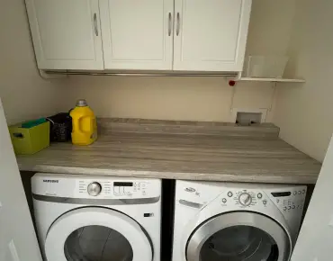 
26 Yates Ave Clairlea-Birchmount, Toronto 4 beds 3 baths 1 garage $799.9K
