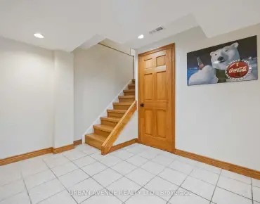 
520 McLeod Cres Rosebank, Pickering 4 beds 3 baths 2 garage $1.335M