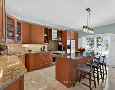 51 Sherwood Ave Wexford-Maryvale, Toronto 5 beds 3 baths 1 garage $989K