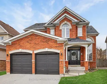 123 Collier St <a href='https://luckyalan.com/community.php?community=Toronto:Rosedale-Moore Park'>Rosedale-Moore Park, Toronto</a> 4 beds 2 baths garage $1.588M