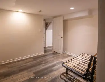 5 Lenthall Ave Malvern, Toronto 3 beds 4 baths 1 garage $999K