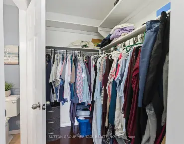 
Darwin Dr Liverpool, Pickering 4 beds 4 baths 2 garage $1.398M