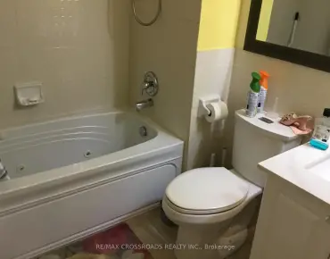 45 Harris Park Dr Clairlea-Birchmount, Toronto 3 beds 4 baths 2 garage $1.325M