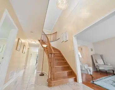 1911 Calvington Dr Highbush, Pickering 3 beds 3 baths 1 garage $975K