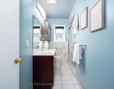 57 Forest Grove Dr <a href='https://luckyalan.com/community_CN.php?community=Toronto:Bayview Village'>Bayview Village, Toronto</a> 3 beds 3 baths 2 garage $2.625M