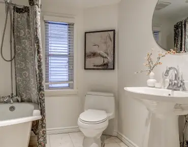 
66 Hawksbury Dr <a href='https://luckyalan.com/community.php?community=Toronto:Bayview Village'>Bayview Village, Toronto</a> 3 beds 4 baths 1 garage $1.989M