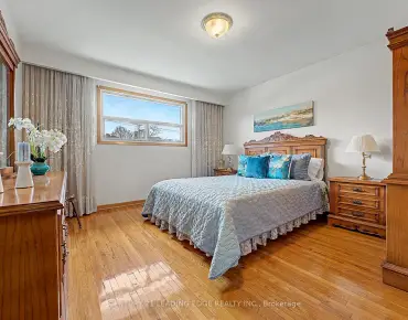 25 Templar Dr Kingsview Village-The Westway, Toronto 3 beds 6 baths  garage $2.799M