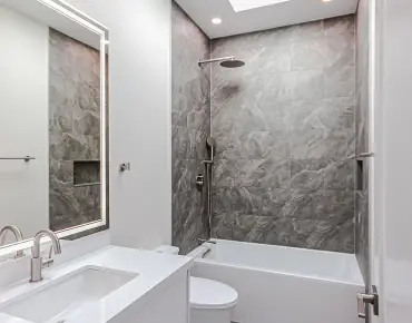 16 Leitch Ave York University Heights, Toronto 3 beds 4 baths 2 garage $950K