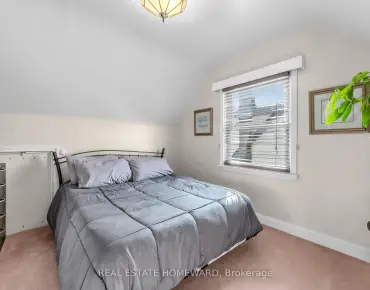 
25 Warren Cres Lambton Baby Point, Toronto 2 beds 2 baths  garage $1.098M