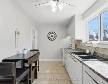 
10 Anticosti Dr Bendale, Toronto 3 beds 3 baths  garage $849.9K